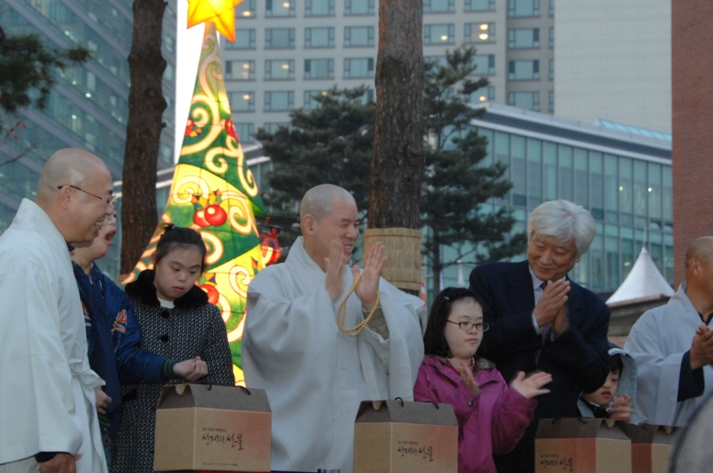 2010.12.20_성탄트리 점화 (80)